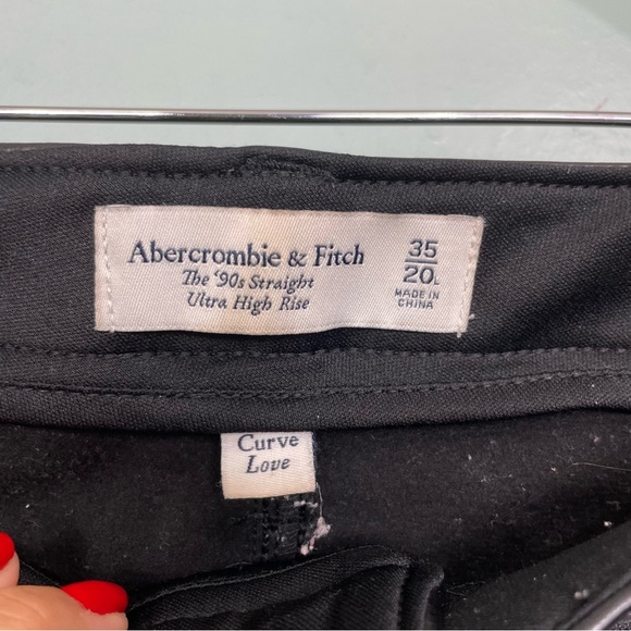 Abercrombie and Fitch The 90’s Straight Ultra High Rise Faux Leather Curve Love - Picture 8 of 8